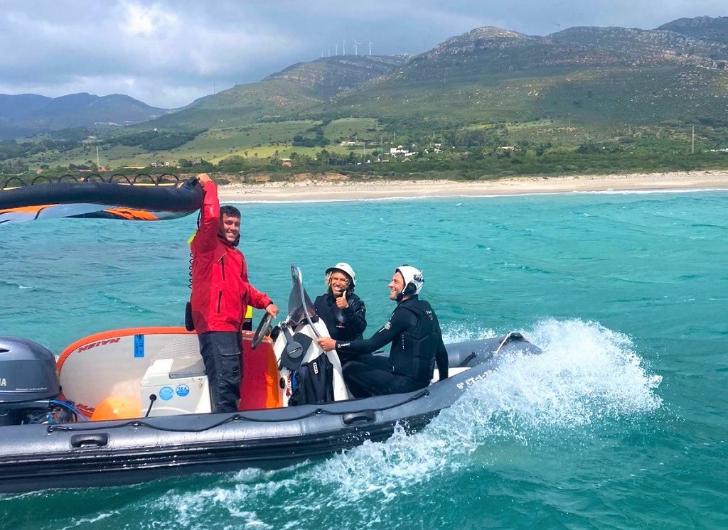 UPWIND TAXI BOAT IN TARIFA