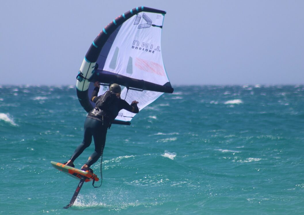 Images wing foil with strong levante wind in Tarifa (2)